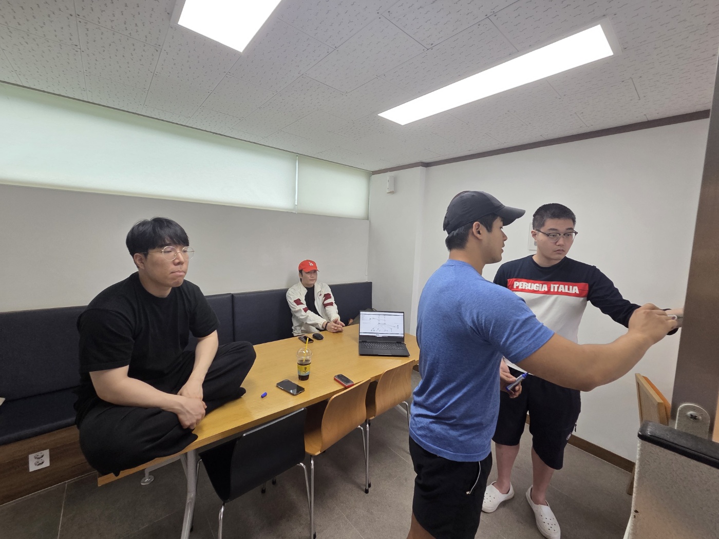 KakaoTalk_20260609_164912013_03.jpg