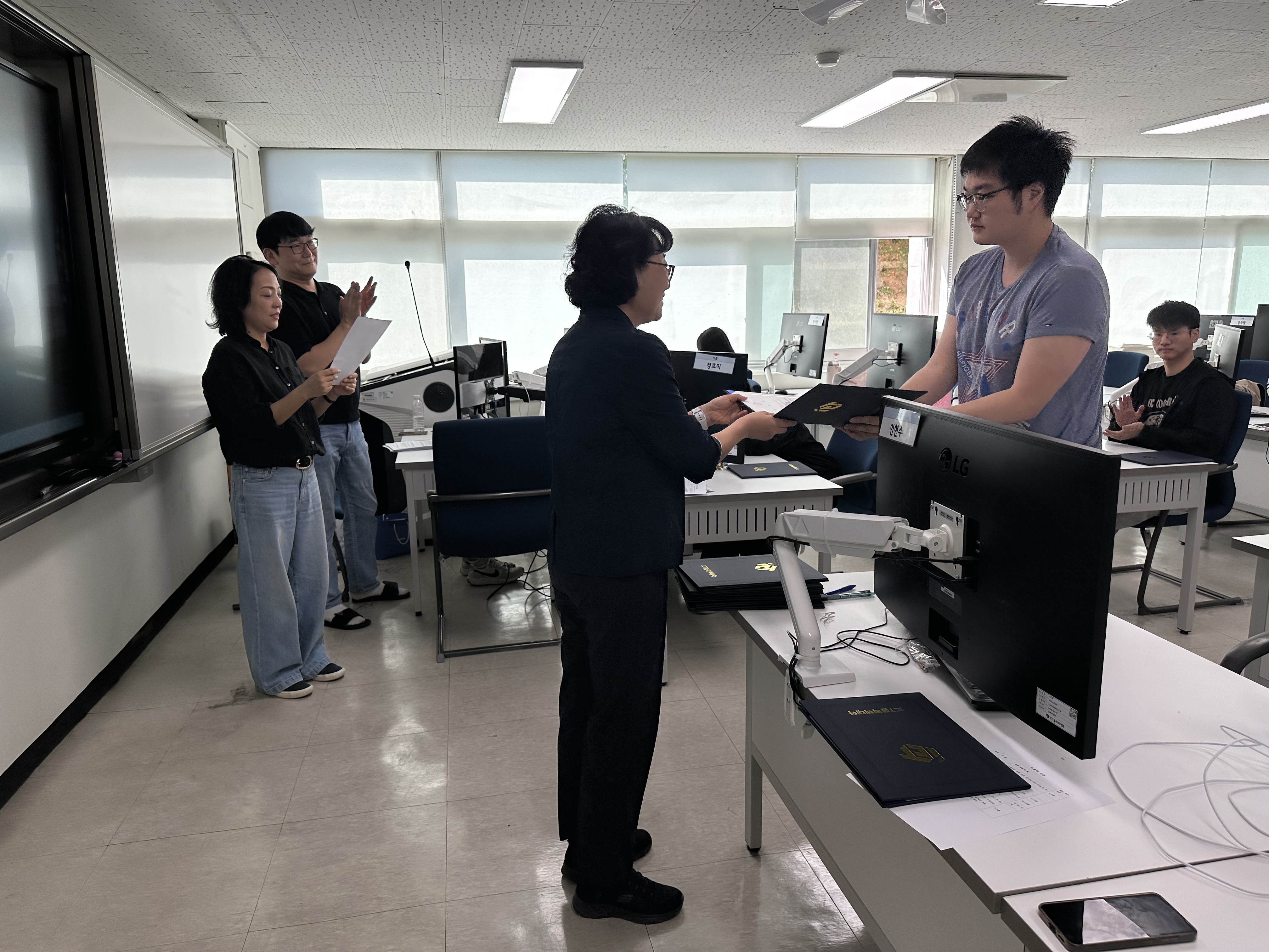 KakaoTalk_20260915_140706920_09.jpg